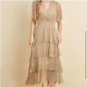 Dress Forum Dress Womens Large Beige Metallic Layered Tiered V Neck Short Sleeve